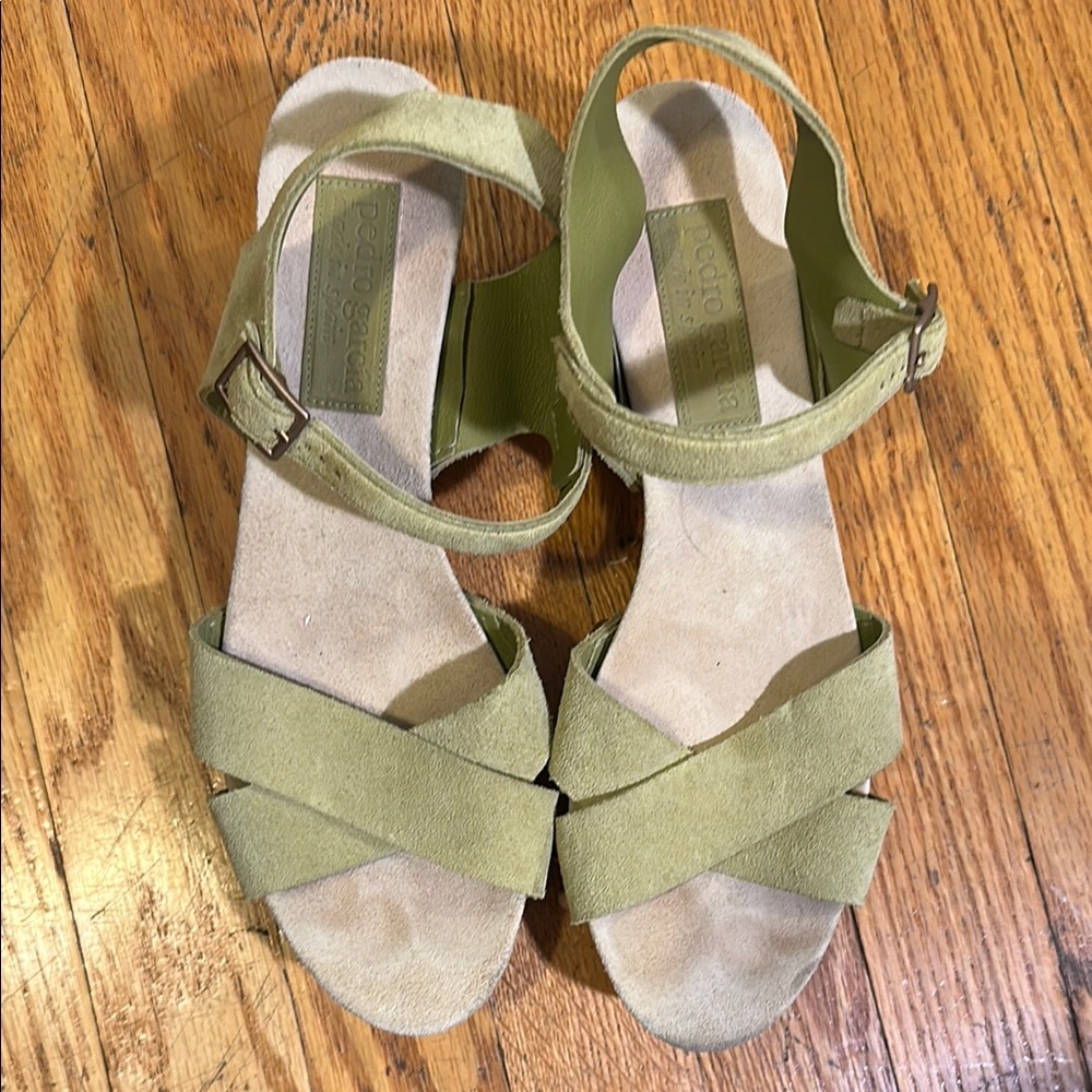 Pedro Garcia Green Sandals with Crisscross Straps